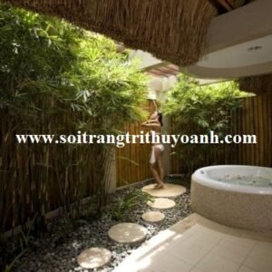 Phòng tắm lộ thiên với không gian mới lại trang trí bằng sỏi đen tự nhiên